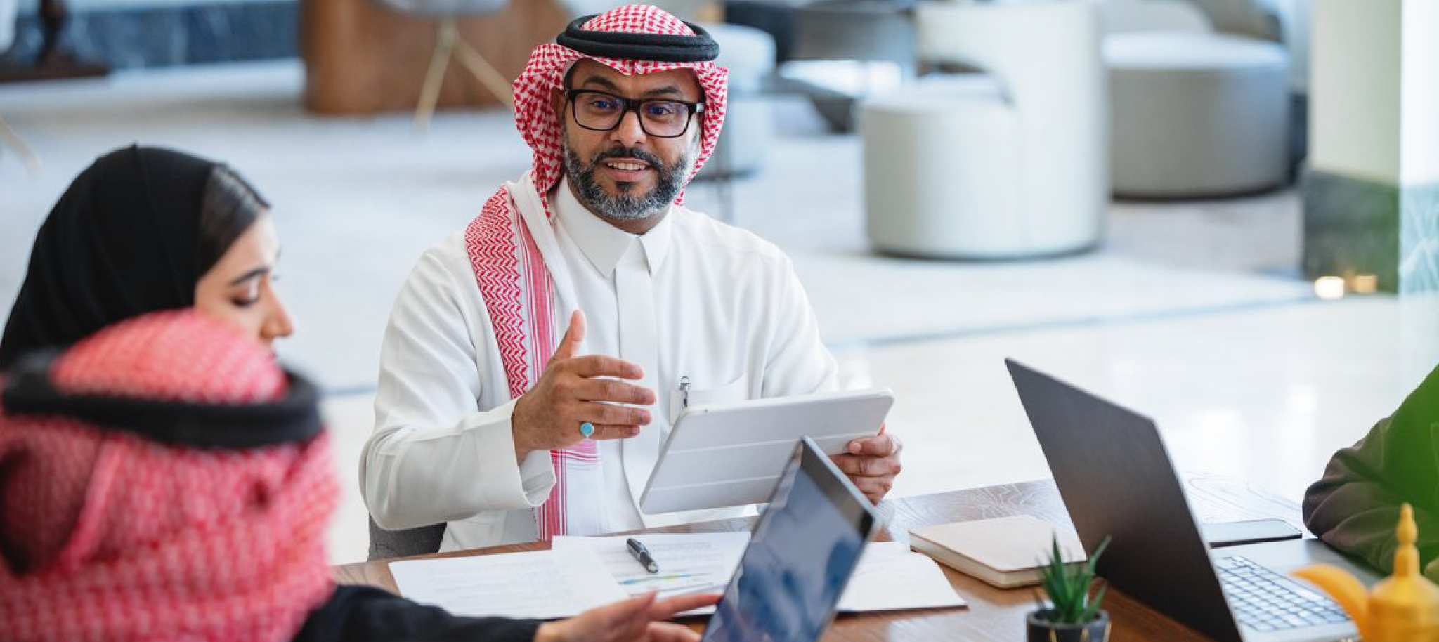 الخدمات الاستشارية